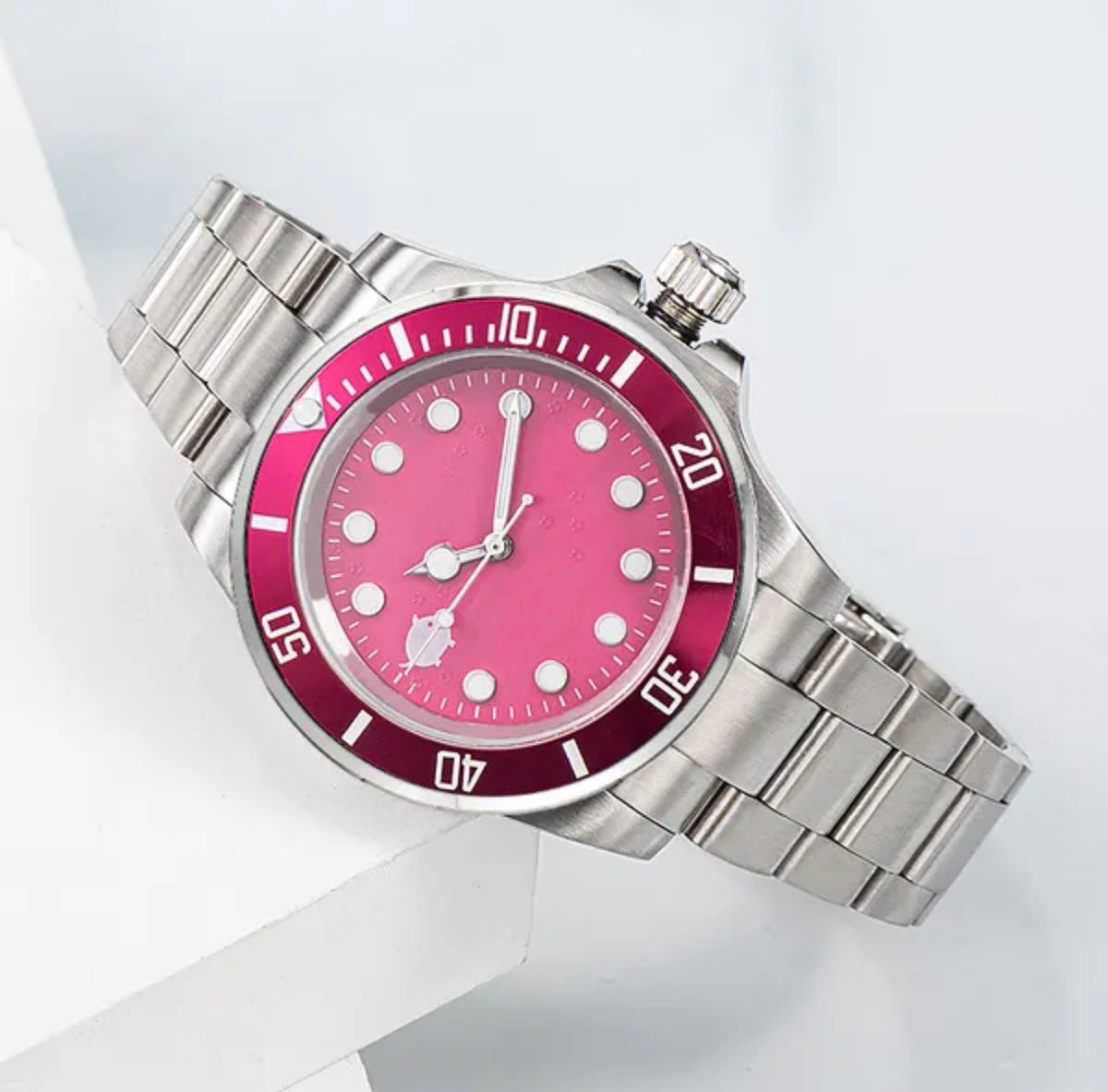 Rol3x Diver Pink Burgundy watch